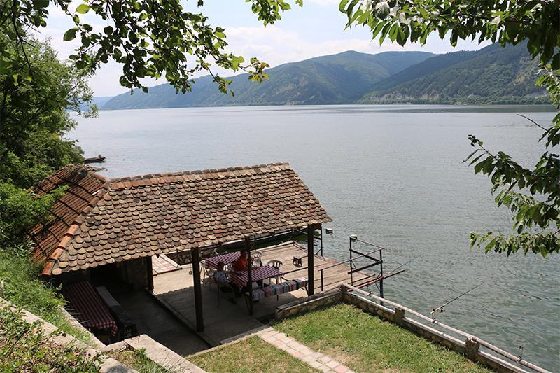 Chalet Ljubicine Kolibe Golubinje Kültér fotó